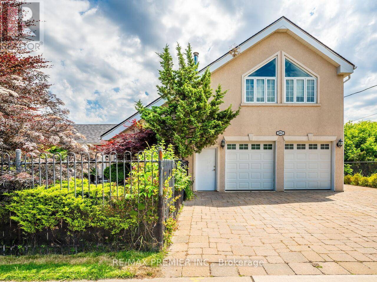 Vaughan (west Woodbridge), ON L4L2A2,8065 KIPLING AVENUE