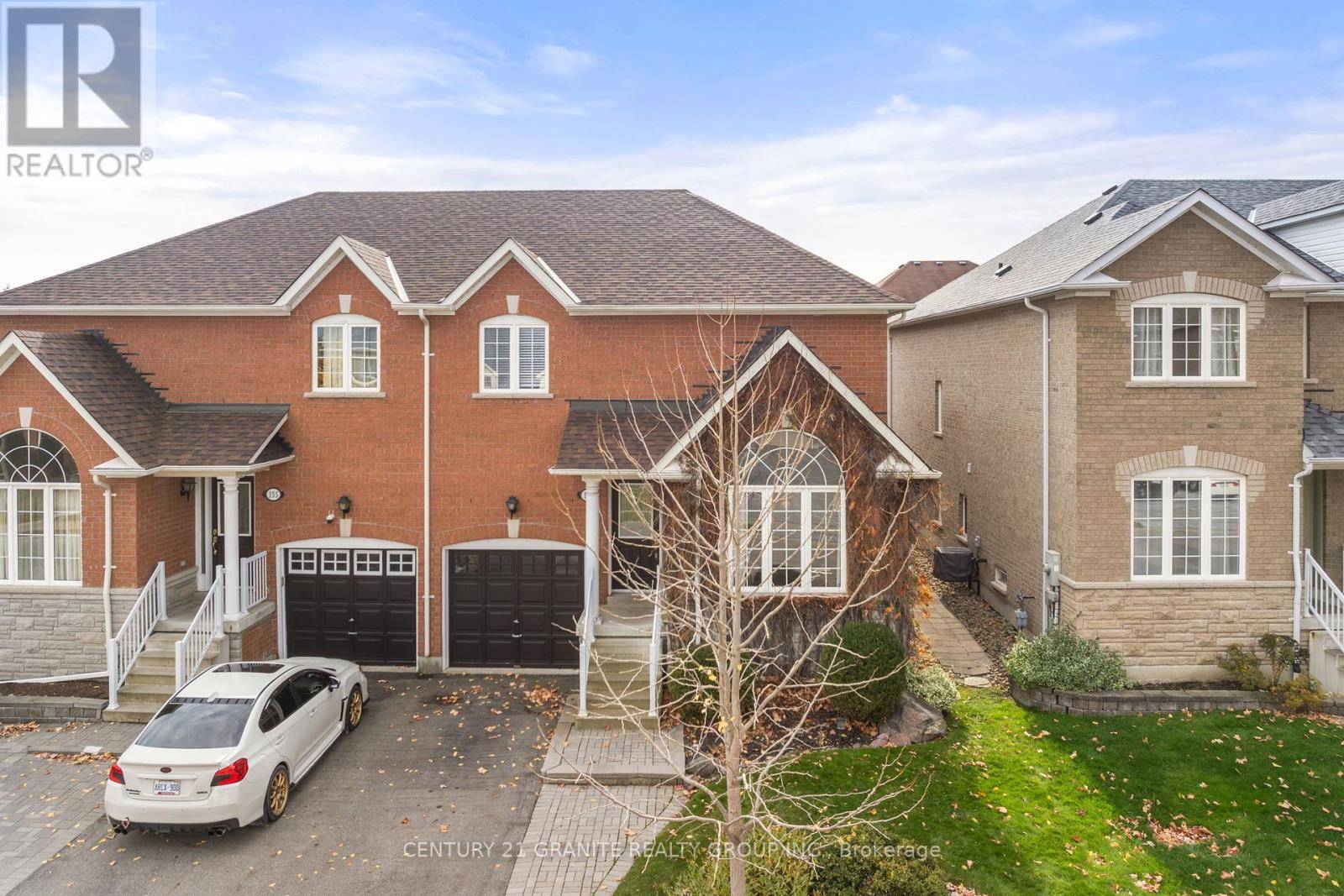 Newmarket (woodland Hill), ON L3X2Z8,153 FLAGSTONE WAY