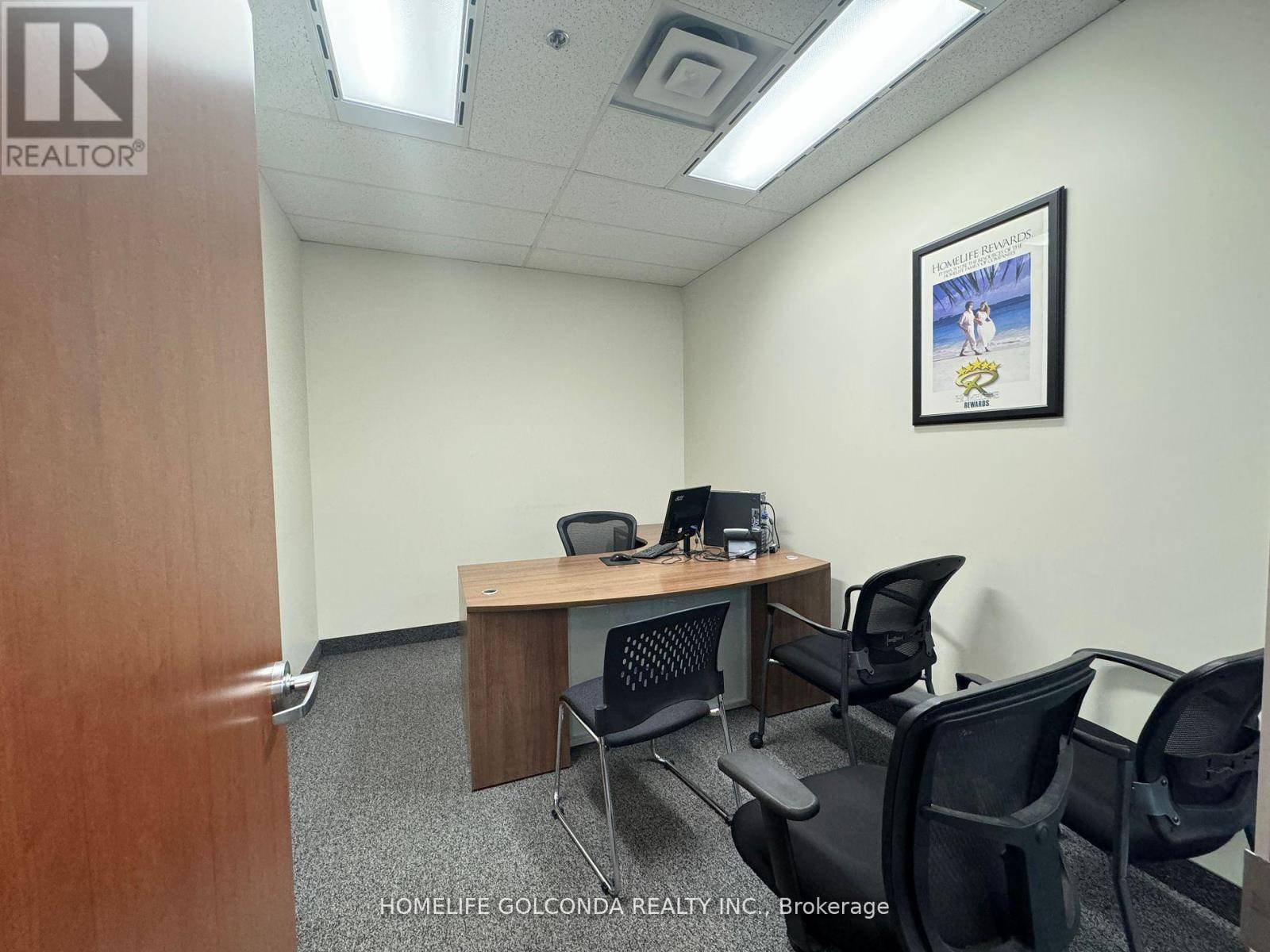 Markham (unionville), ON L3R0M3,3601 Hwy 7 E #215