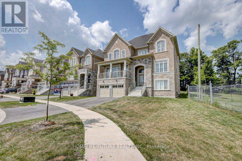 East Gwillimbury (mt Albert), ON L0G1M0,58 RIDGE GATE CRESCENT