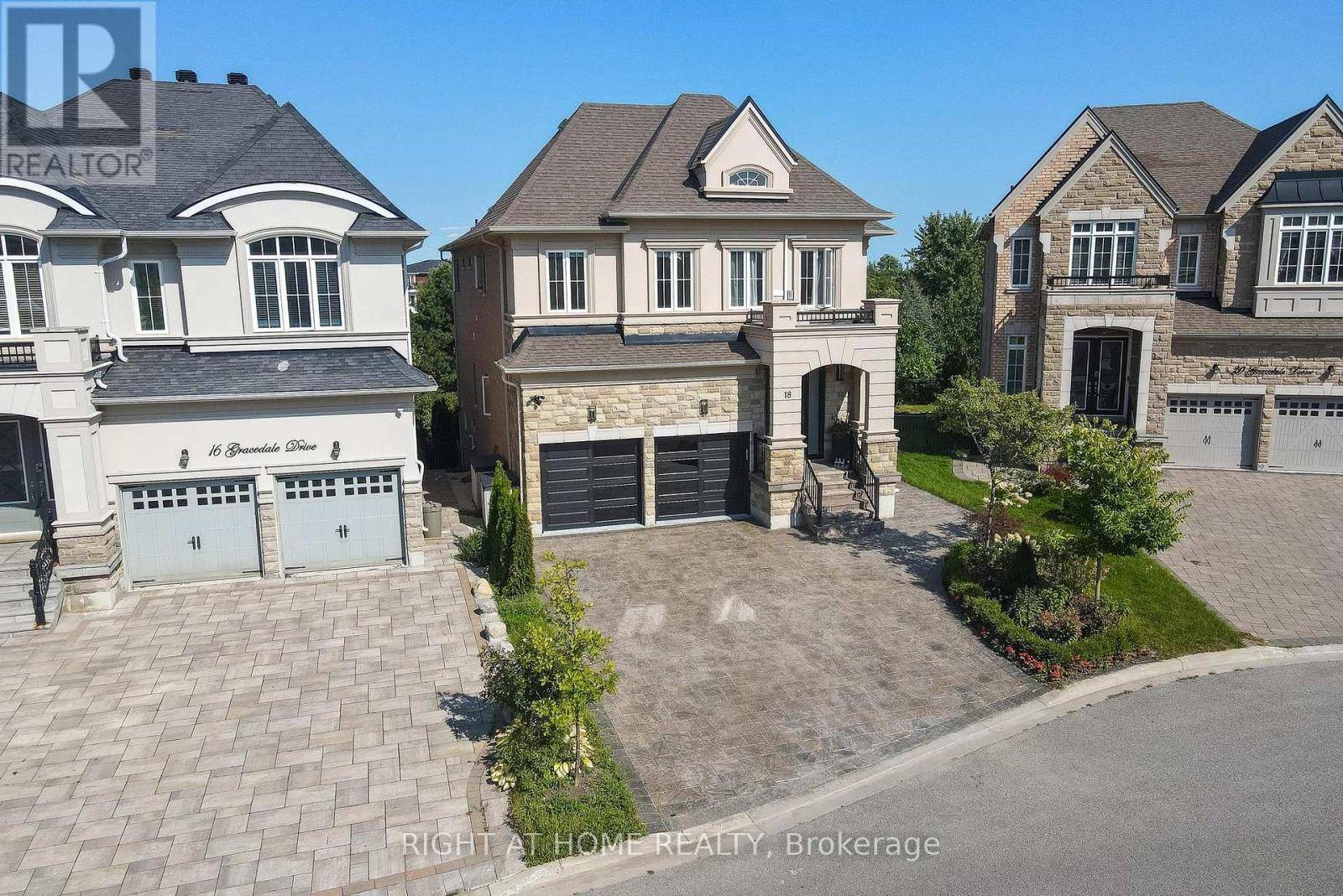 Richmond Hill (westbrook), ON L4C0Y3,18 GRACEDALE DRIVE