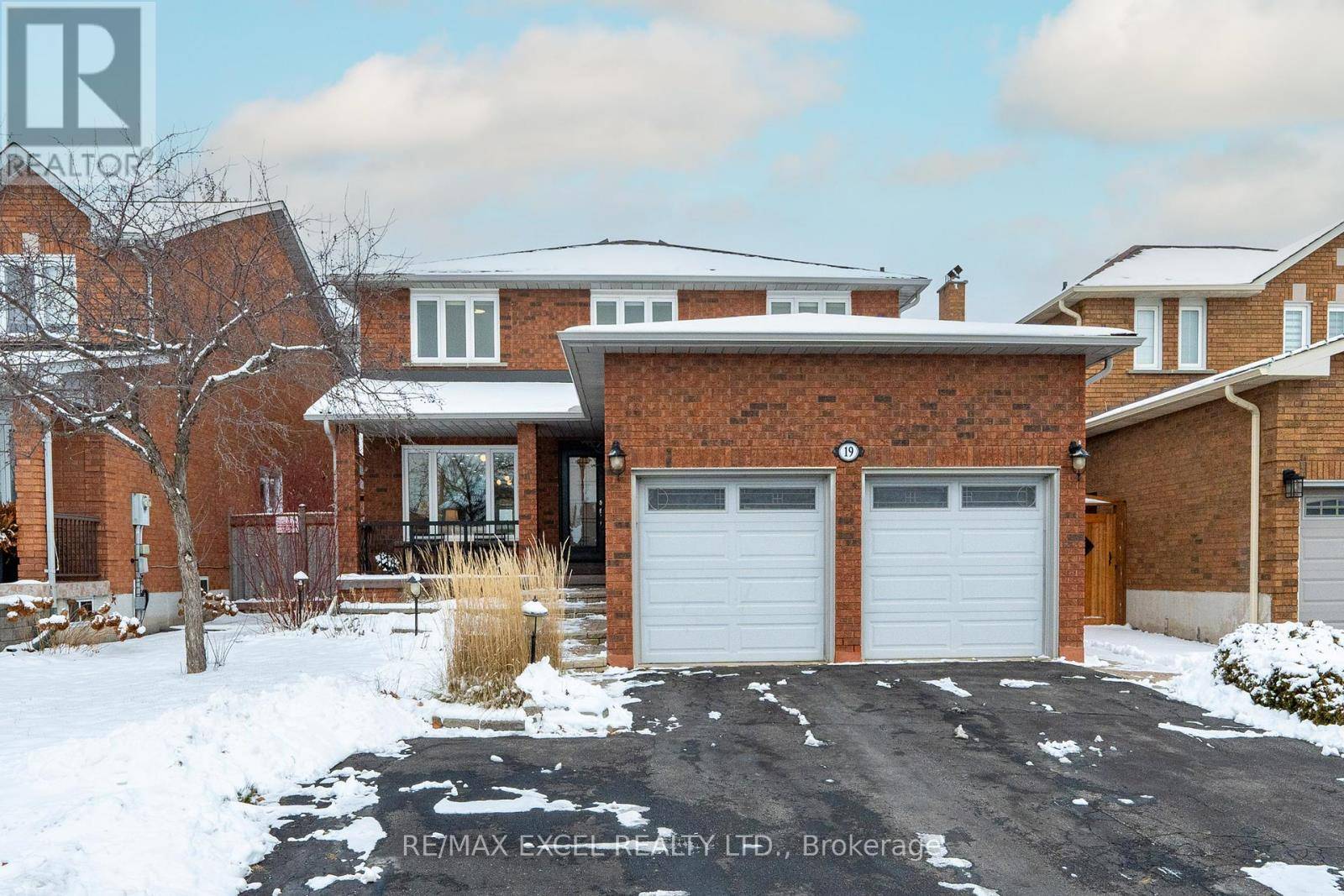 Vaughan (east Woodbridge), ON L4L8G2,19 SPRING TOWN ROAD