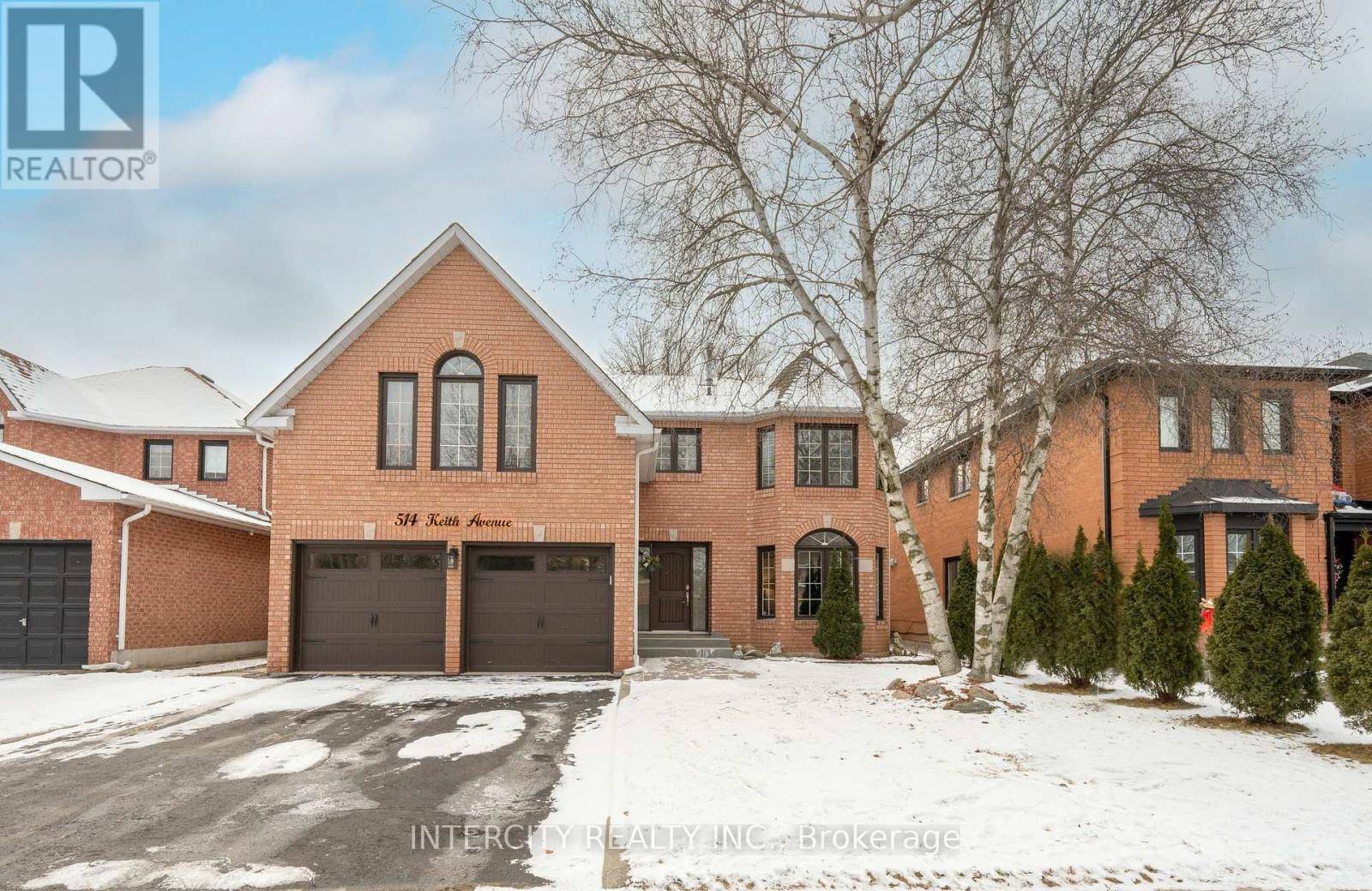 Newmarket (glenway Estates), ON L3X1V4,514 KEITH AVENUE