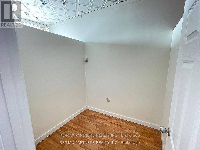 Richmond Hill (beaver Creek Business Park), ON L4B3Z4,550 Hwy 7 #236