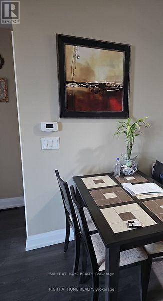 Vaughan (beverley Glen), ON L4J0J9,7900 Bathurst ST #714