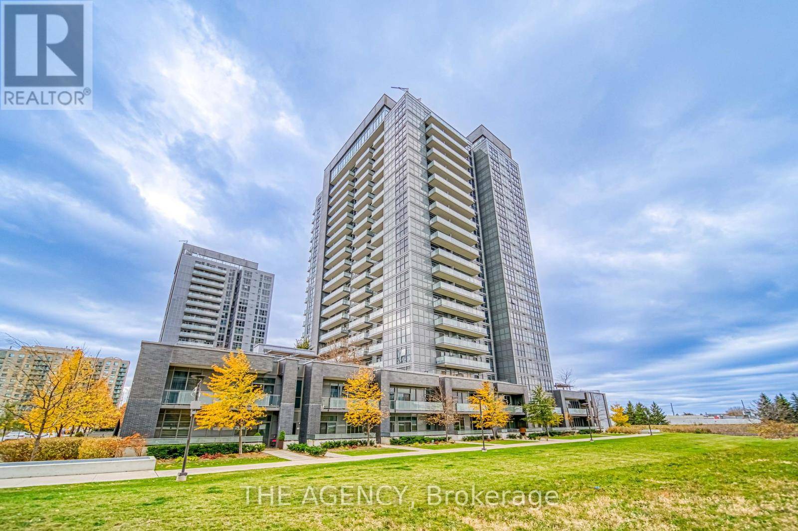 Richmond Hill (langstaff), ON L4B0A1,65 Oneida CRES #405