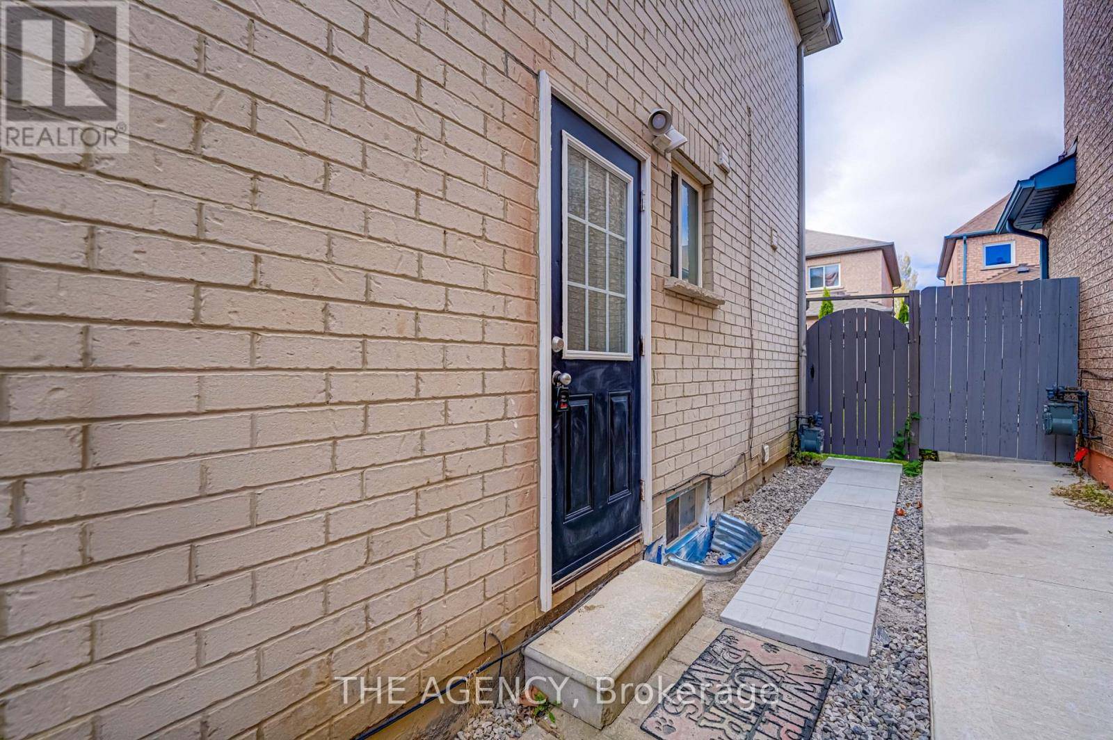 Vaughan (vellore Village), ON L6A3K3,48 Chiara DR #BSMT