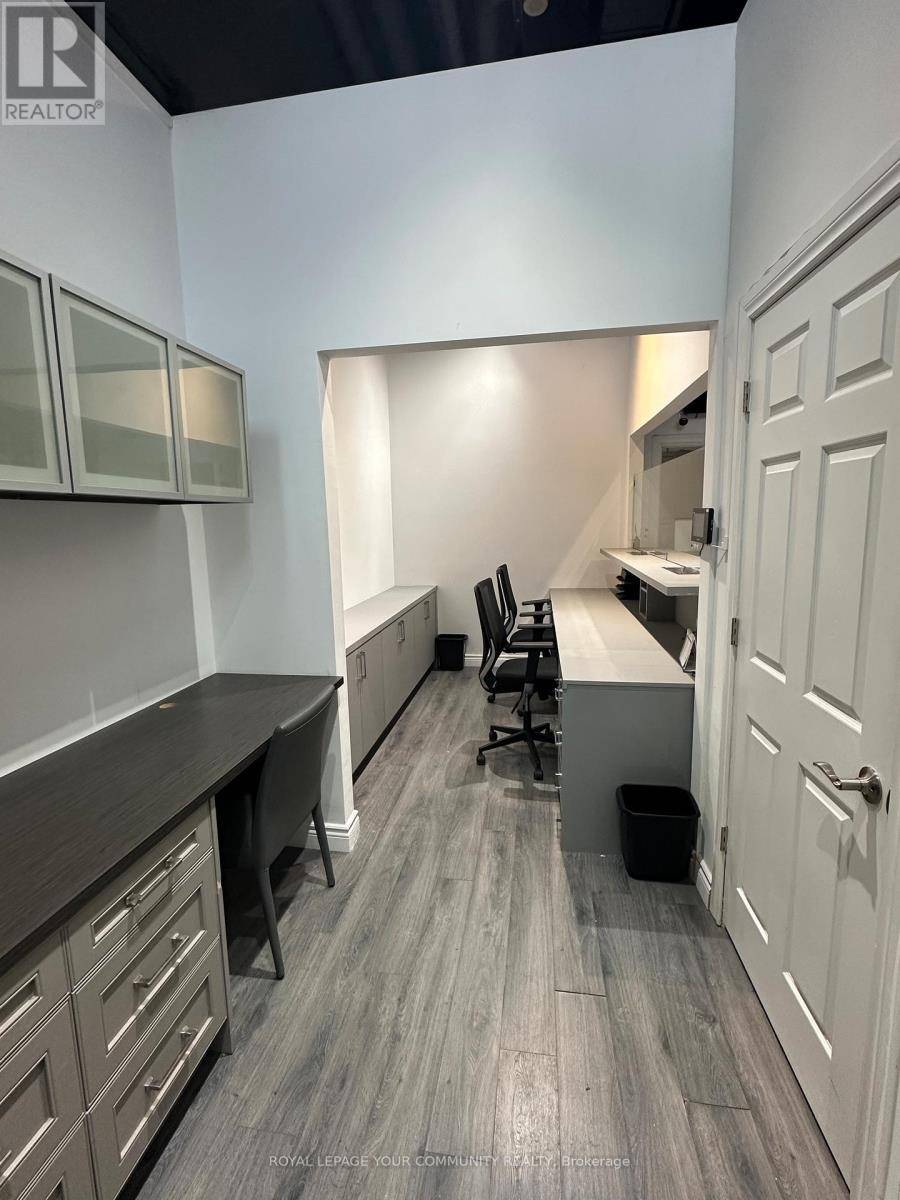 Markham (thornhill), ON L3T0C7,7181 Yonge ST #18