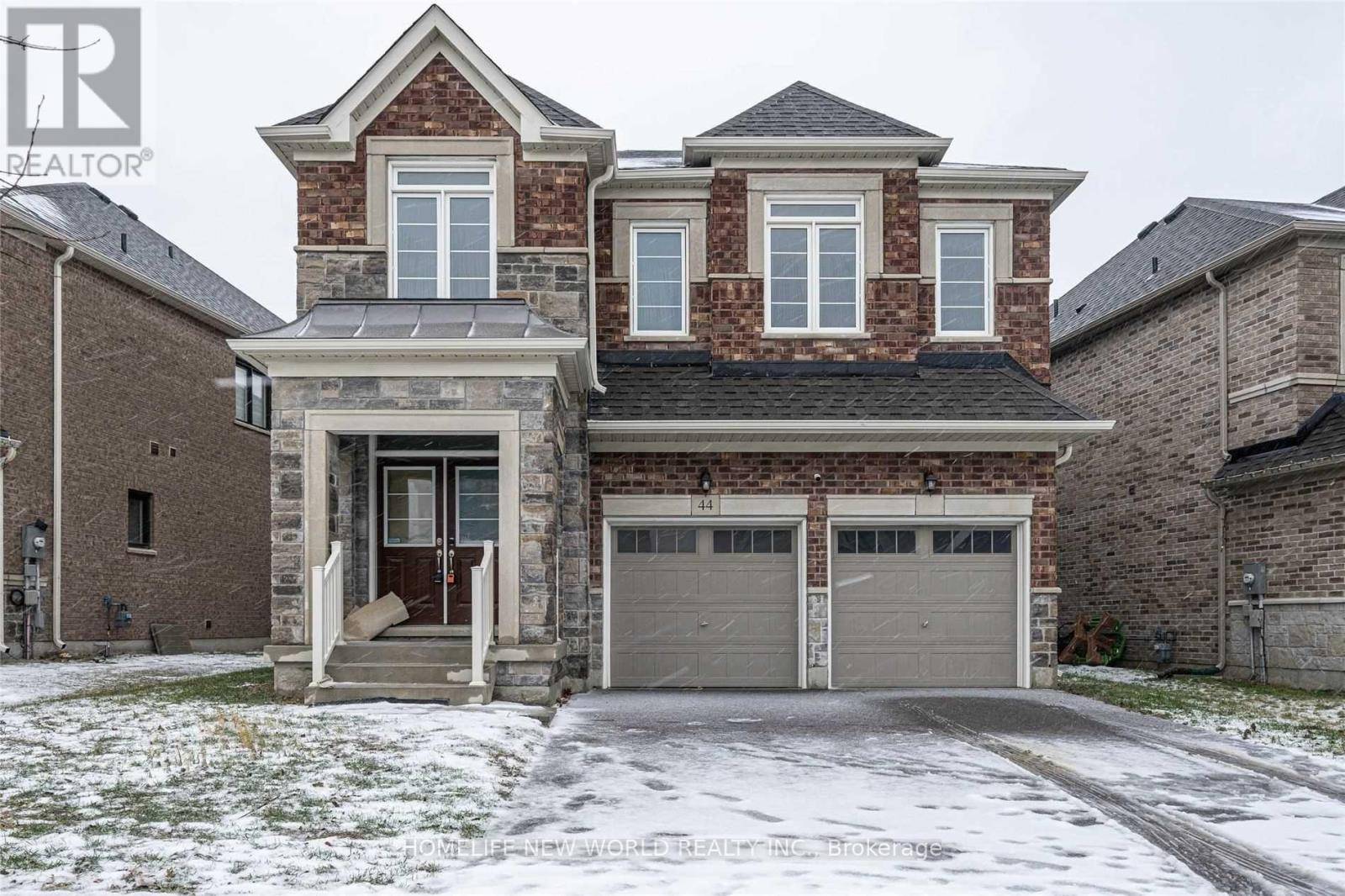 East Gwillimbury (holland Landing), ON L9N0T1,44 PEAR BLOSSOM WAY