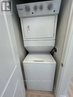 Richmond Hill (oak Ridges), ON L4K0A4,13042 Yonge ST #PH02
