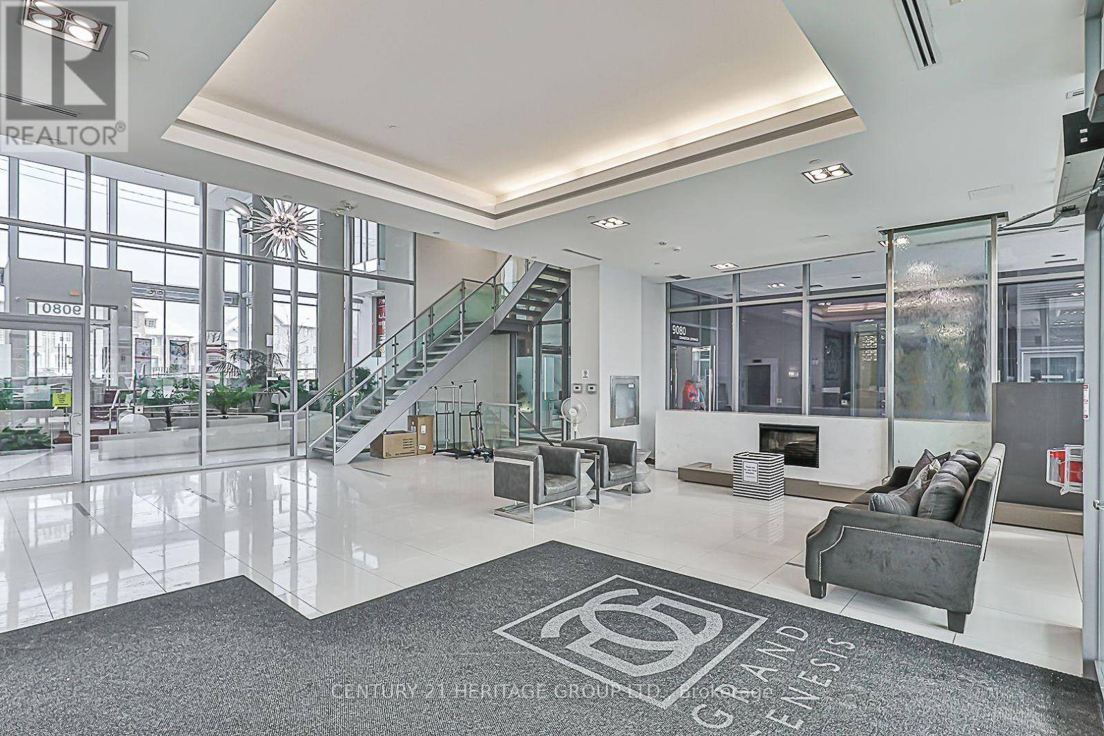 Richmond Hill (south Richvale), ON L4C0Z1,9090 Yonge ST #1202B