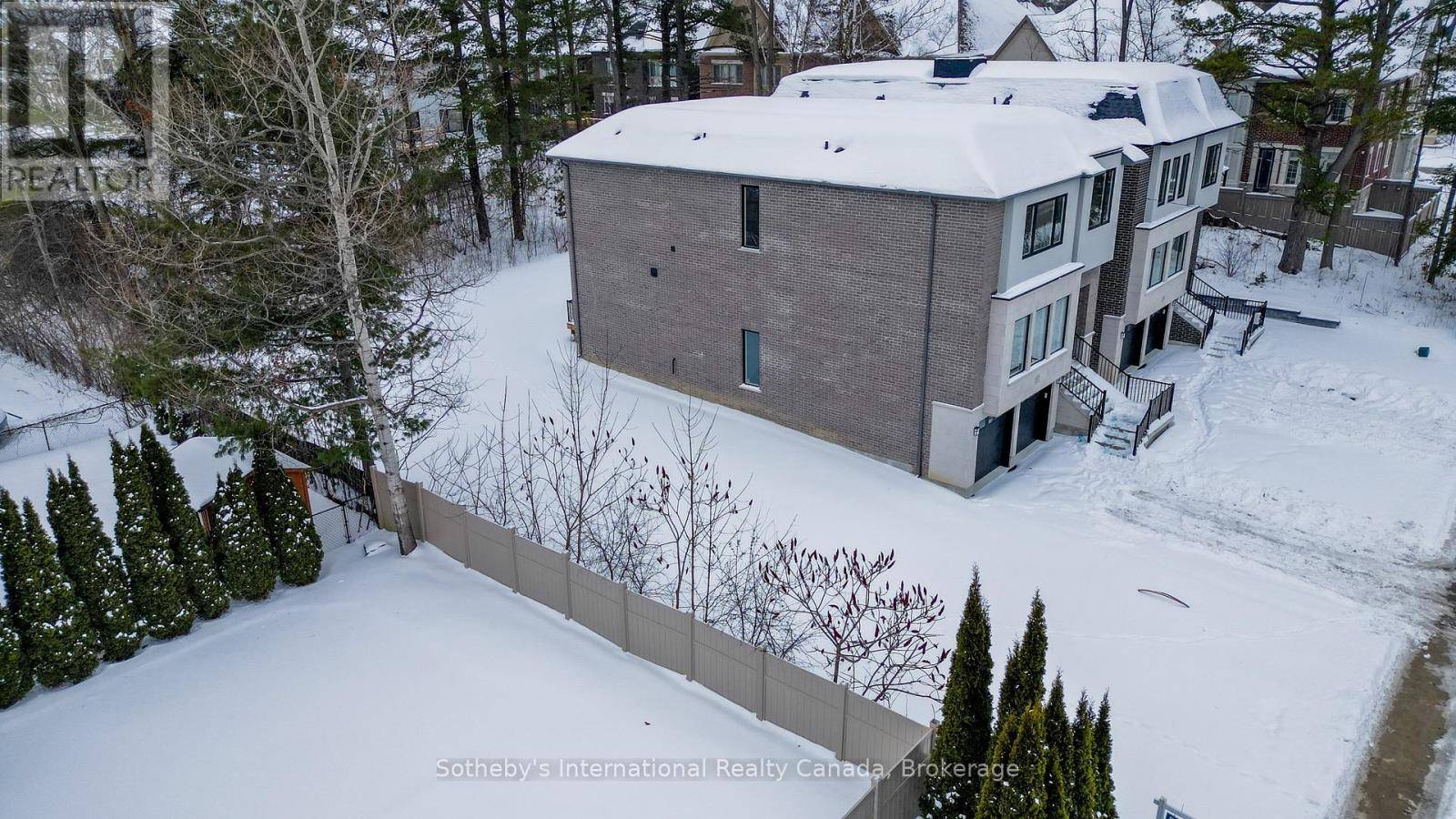 Richmond Hill (oak Ridges Lake Wilcox), ON L4E3E9,155 SNIVELY STREET