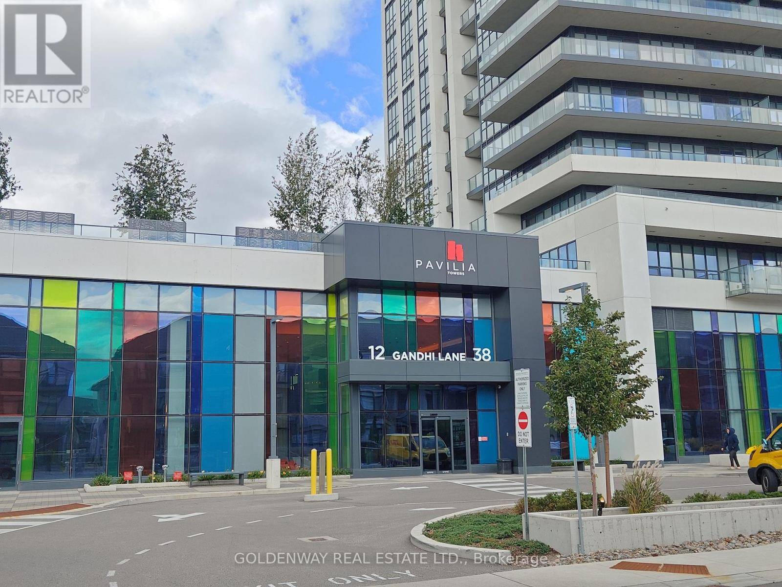 Markham (commerce Valley), ON L3T0G9,38 Gandhi LN #2902