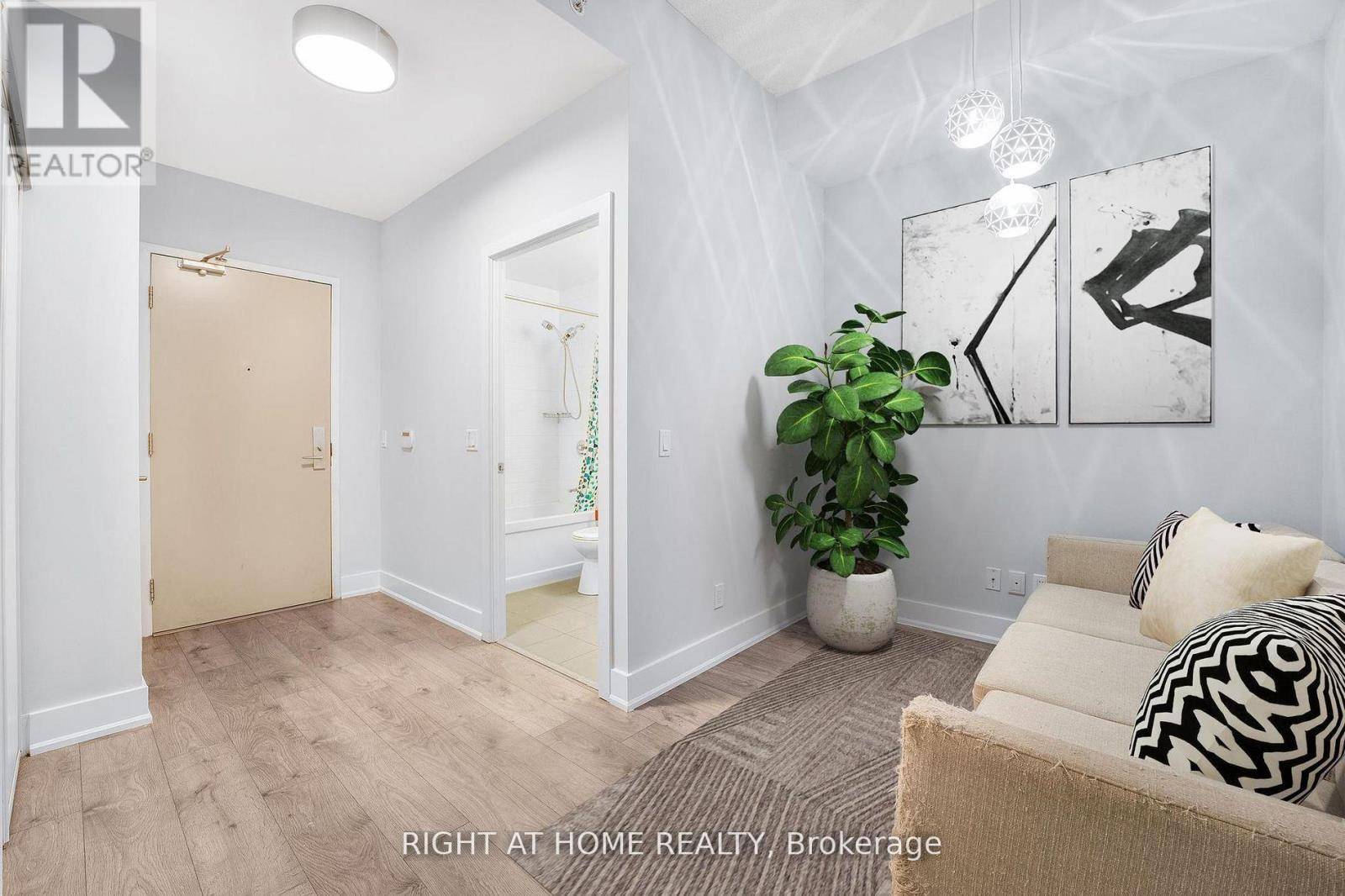 Markham (unionville), ON L6G0G4,180 Enterprise BLVD #313