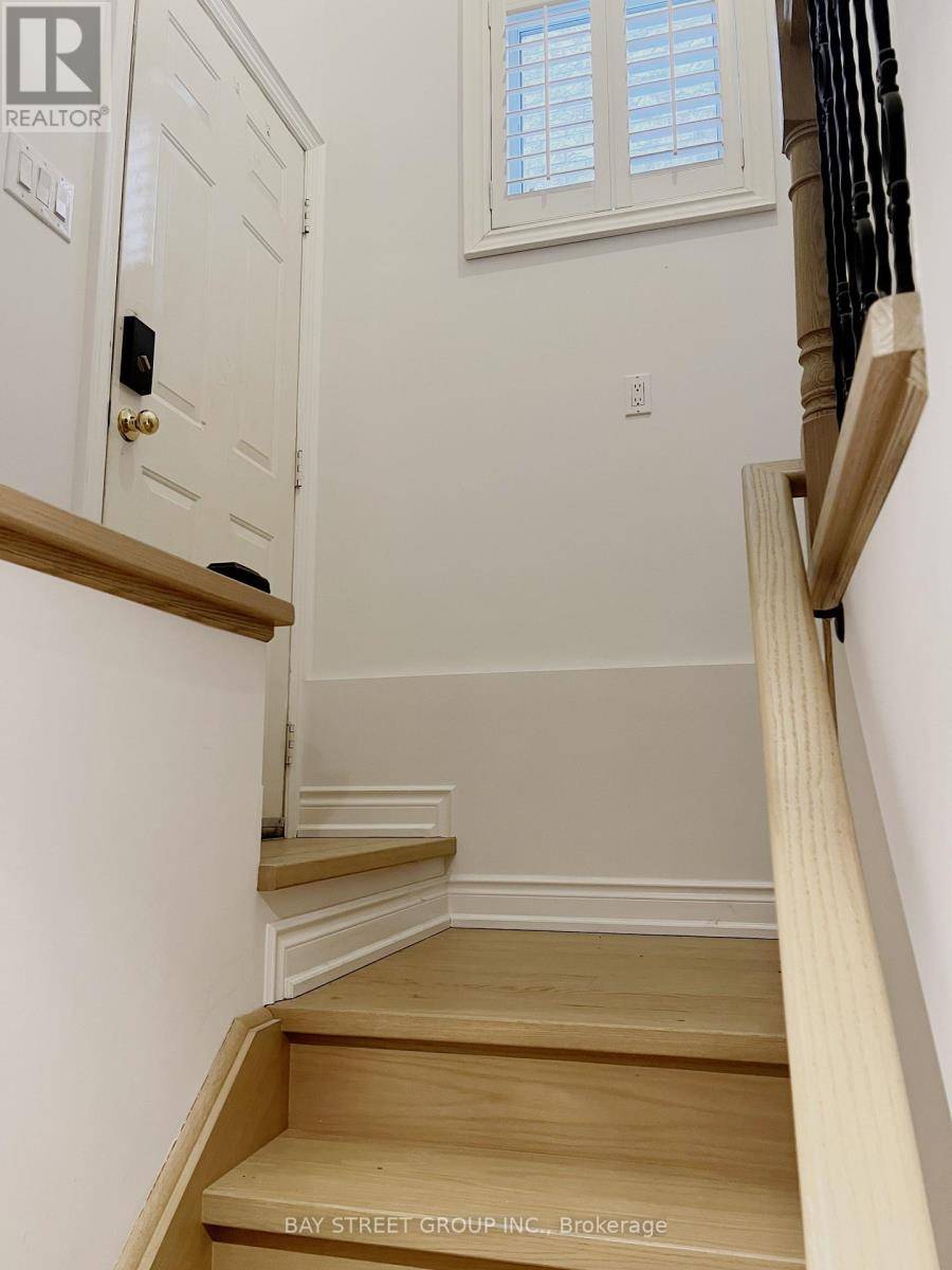 Vaughan (patterson), ON L4K5L5,96 PRESTON HILL CRESCENT