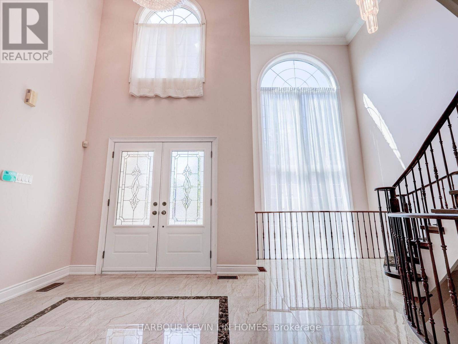 Richmond Hill (bayview Hill), ON L4B3W4,45 HENRICKS CRESCENT