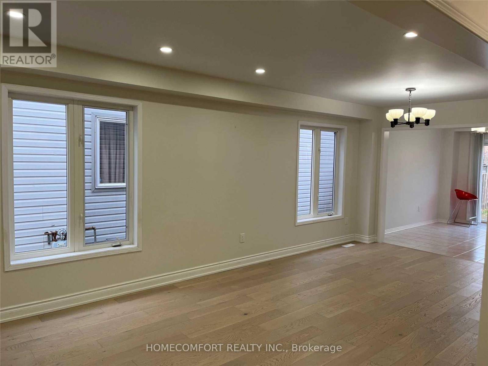 Markham (cedarwood), ON L3S4N6,95 FERNCLIFFE CRESCENT