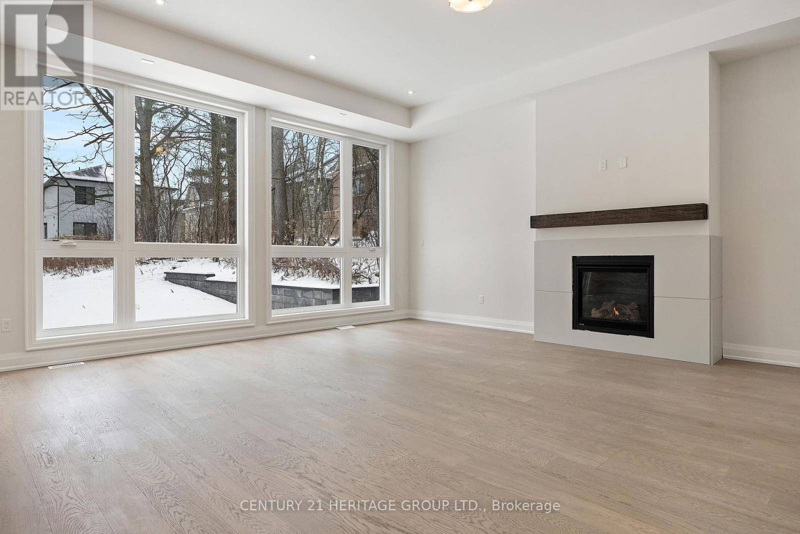 Richmond Hill (oak Ridges Lake Wilcox), ON L4E3E9,159 SNIVELY STREET
