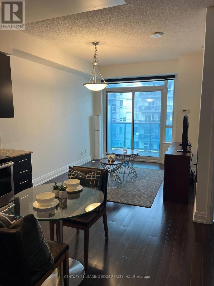Markham (thornhill), ON L3T0C9,7165 Yonge ST #732