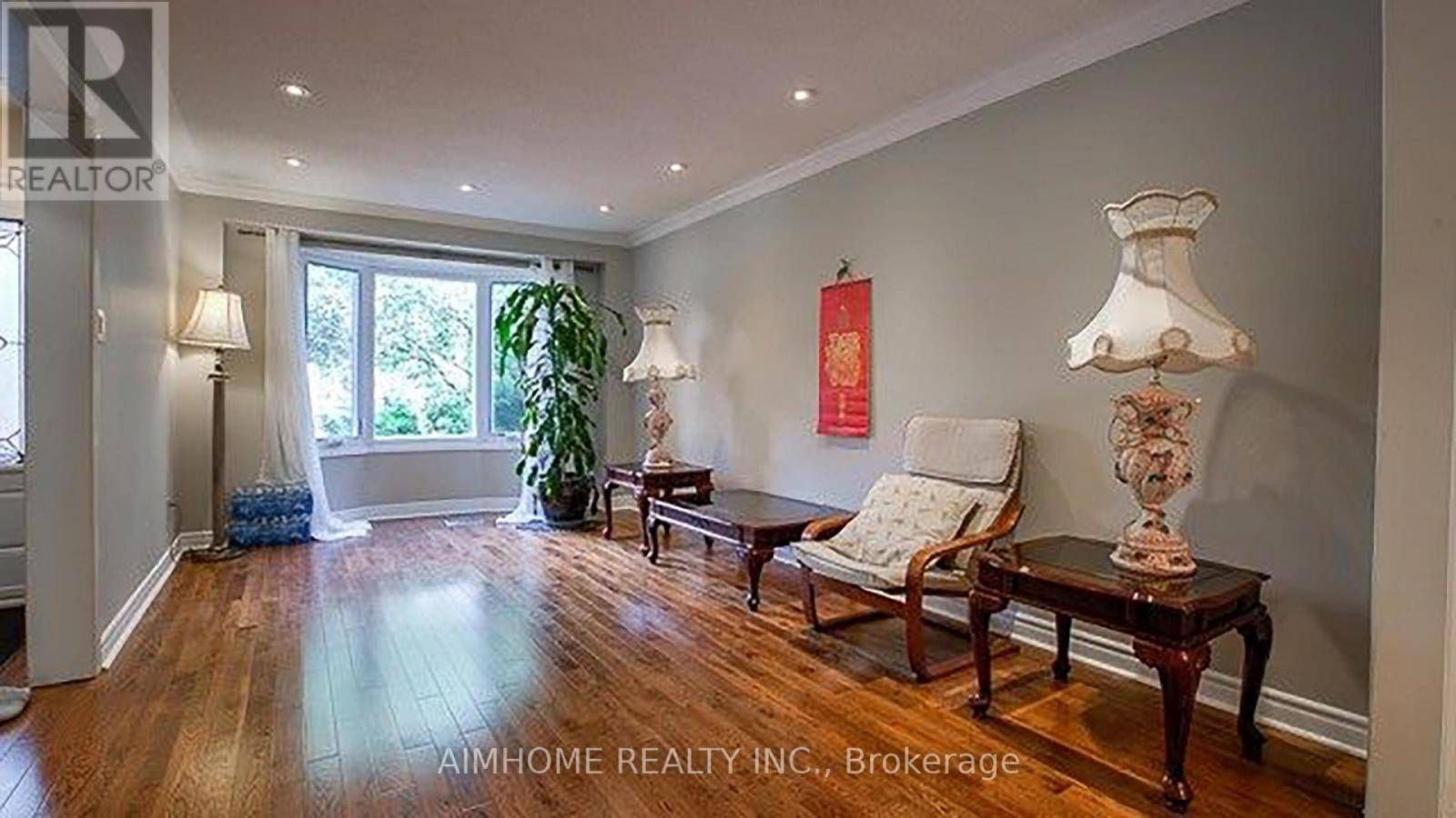 Markham (thornlea), ON L3T7C2,59 PETERBOROUGH AVENUE