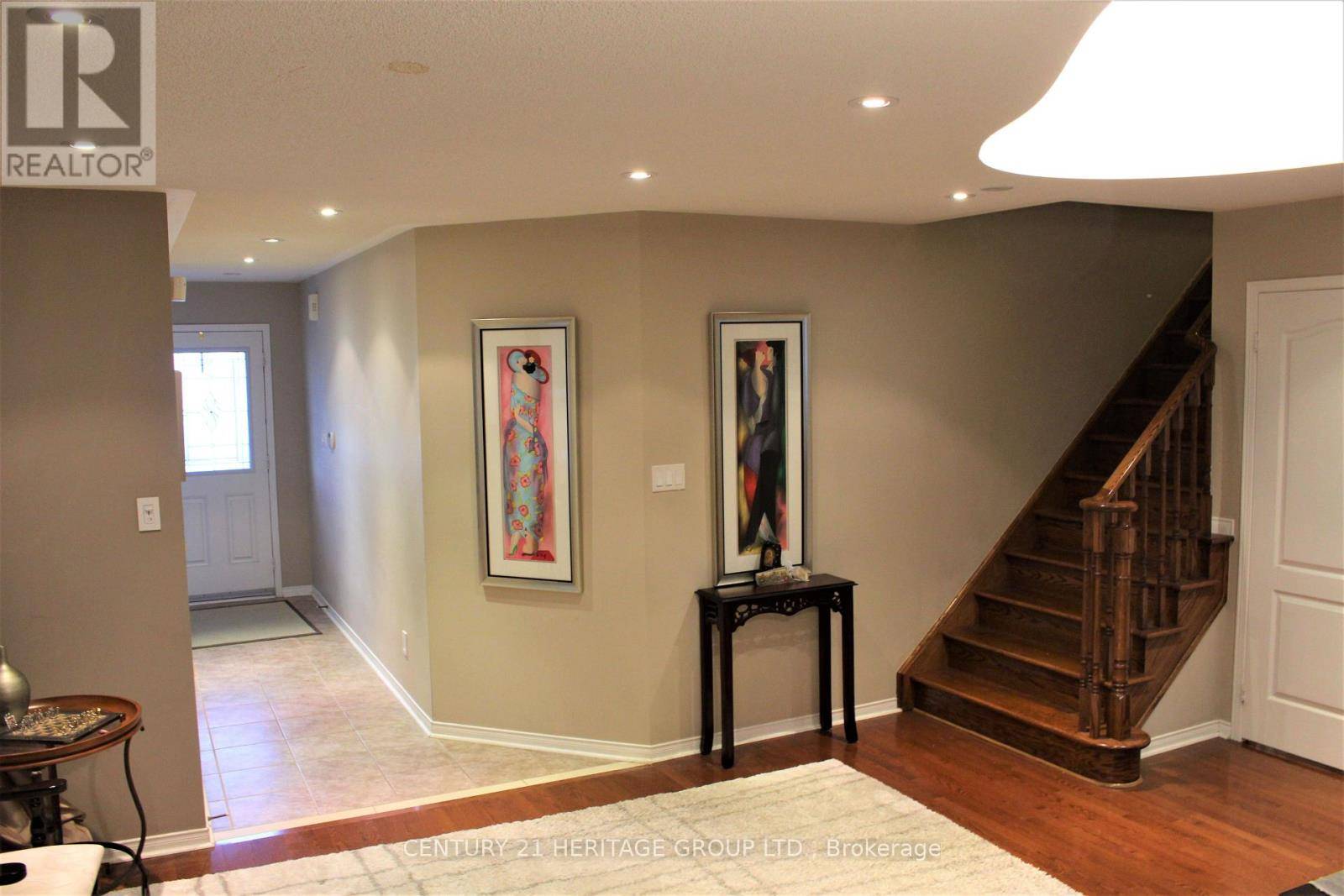 Aurora, ON L4G7T7,185 RIVER RIDGE BOULEVARD