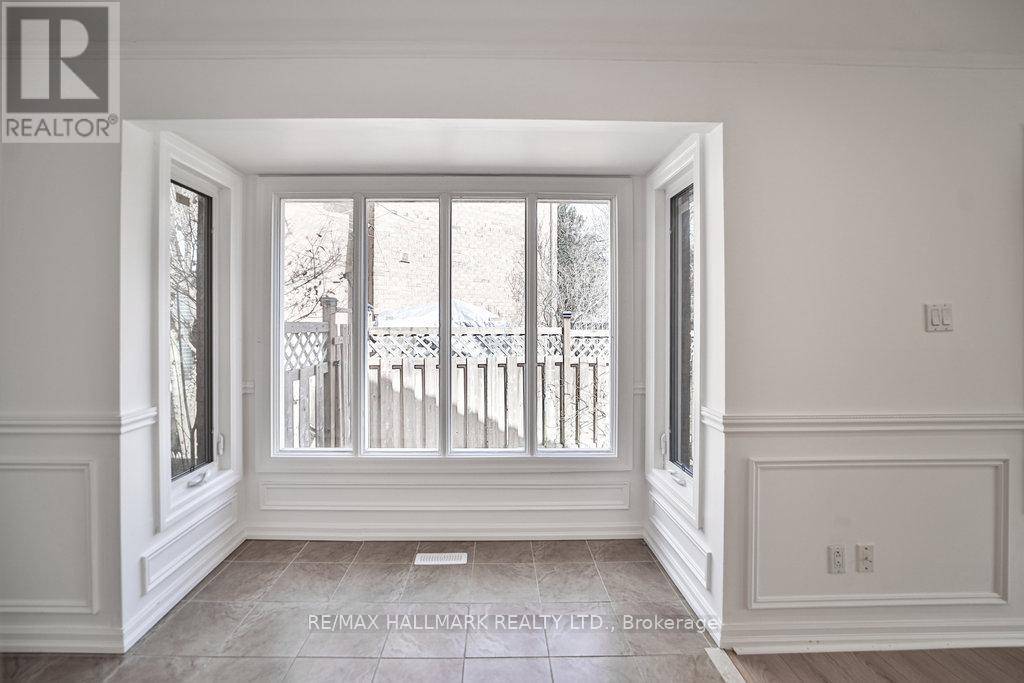 Richmond Hill (doncrest), ON L4B1N2,51 QUEENSMILL COURT