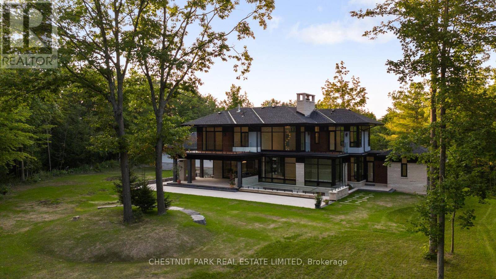 Uxbridge, ON L9P1R4,547 OLD STOUFFVILLE ROAD