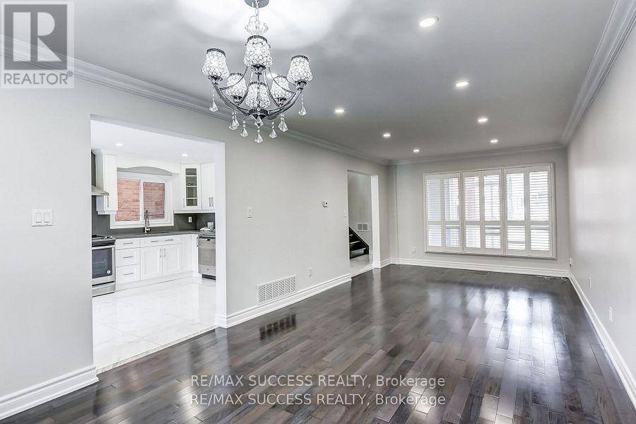 Vaughan (brownridge), ON L4J6G2,60 GAYLA STREET