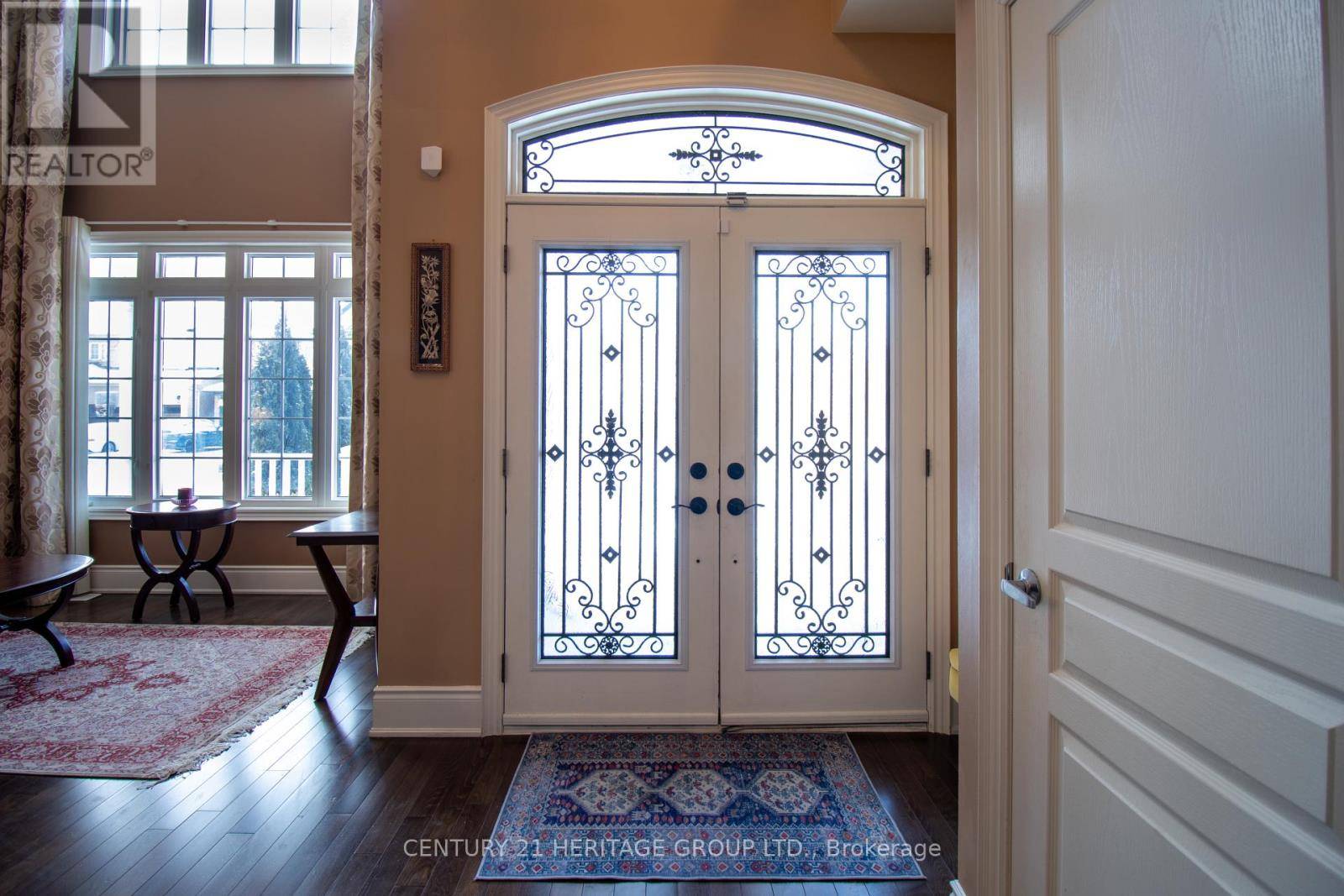 Aurora, ON L4G7Z2,35 MORLAND CRESCENT