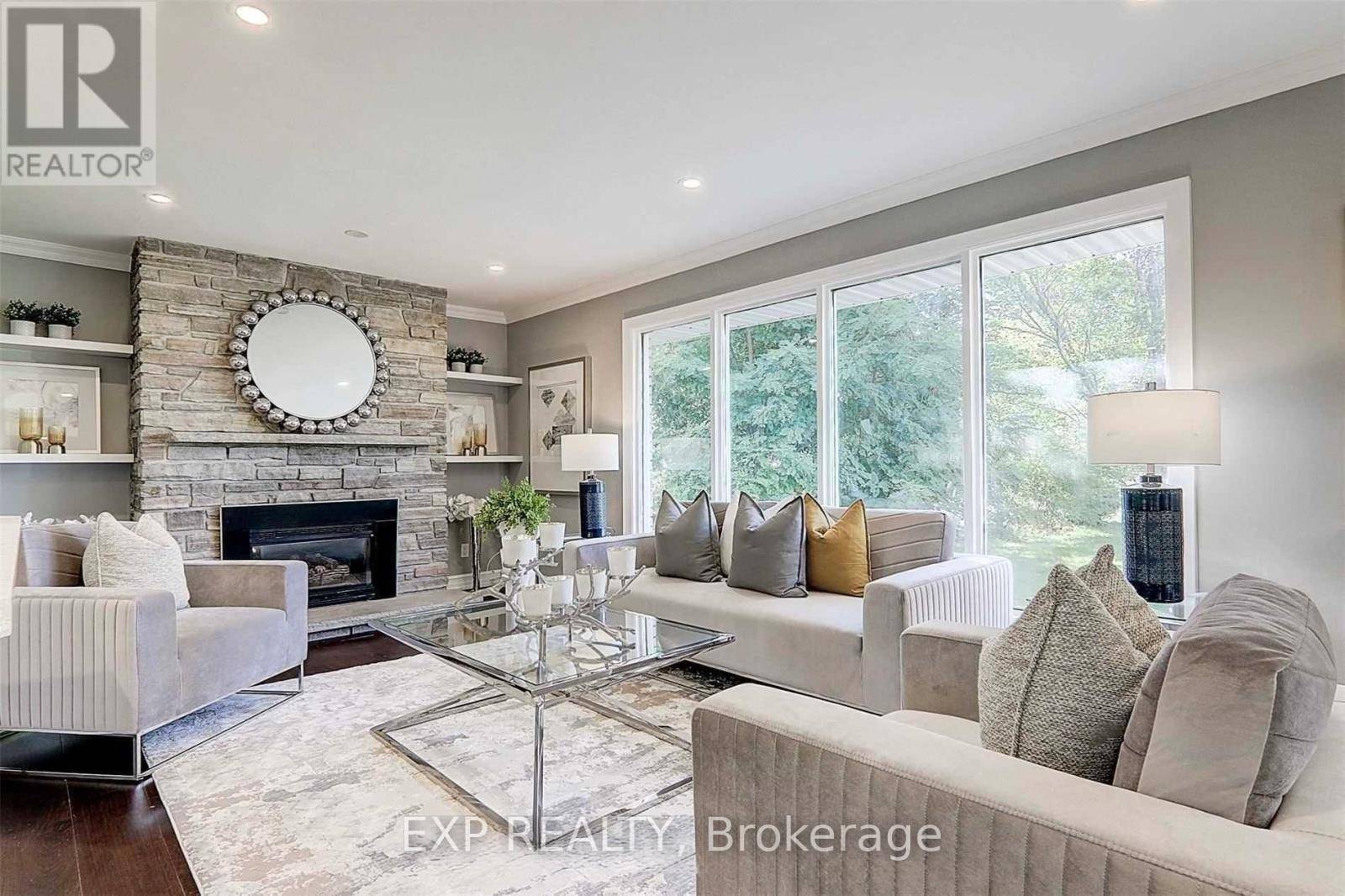 Georgina (keswick South), ON L4P2R1,88 RIVERGLEN DRIVE