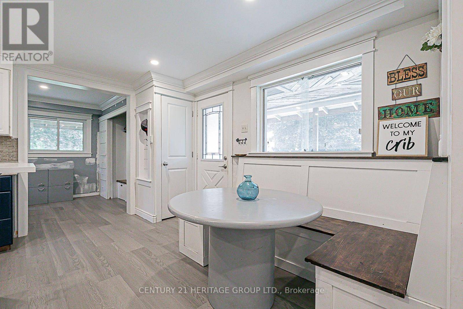 East Gwillimbury, ON L0G1M0,4533 MOUNT ALBERT ROAD
