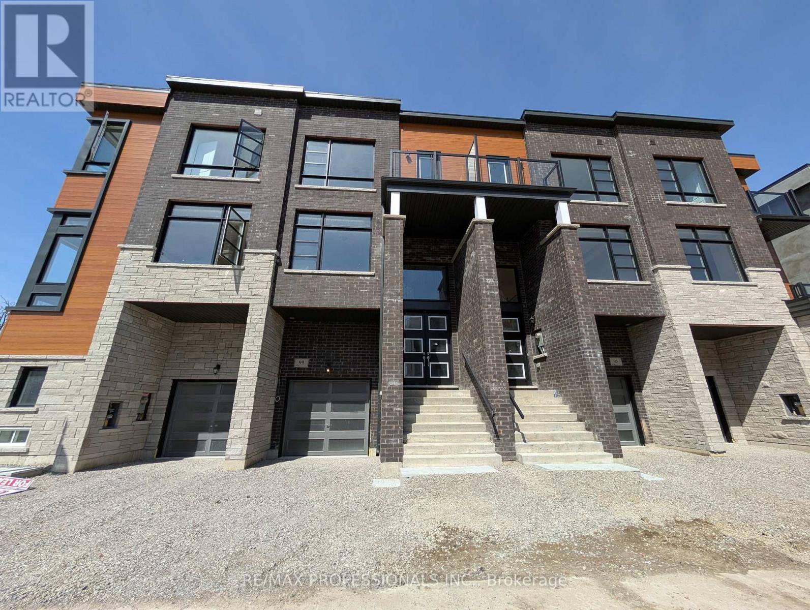 Vaughan (kleinburg), ON L4L1A7,99 PARADOX STREET