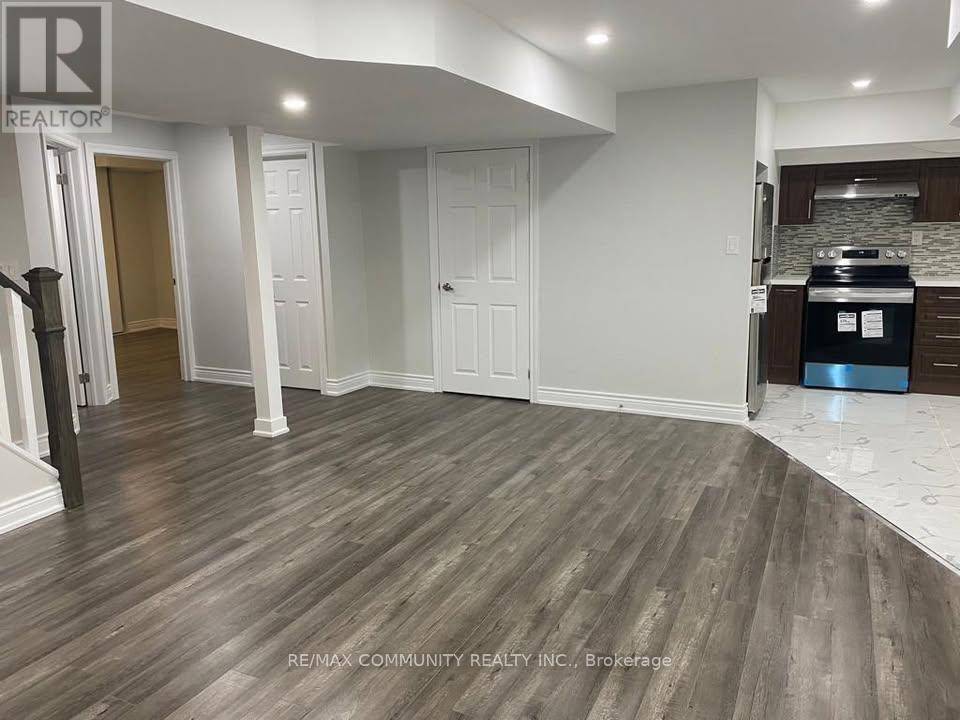 Markham (cornell), ON L6B0V5,39 Sunnyside Hill RD #Basement