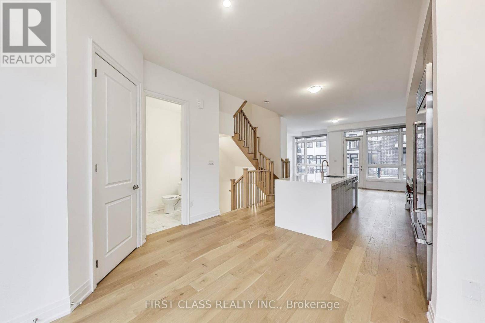 Richmond Hill (oak Ridges), ON L4E1L4,34 CHIARA ROSE LANE