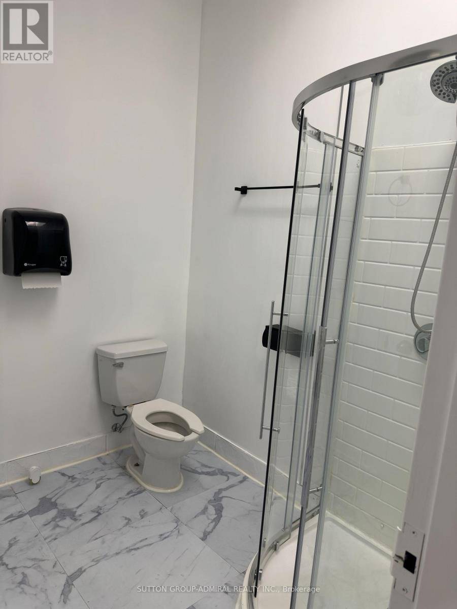 Richmond Hill (westbrook), ON L4S1K9,11160 Yonge ST West #6