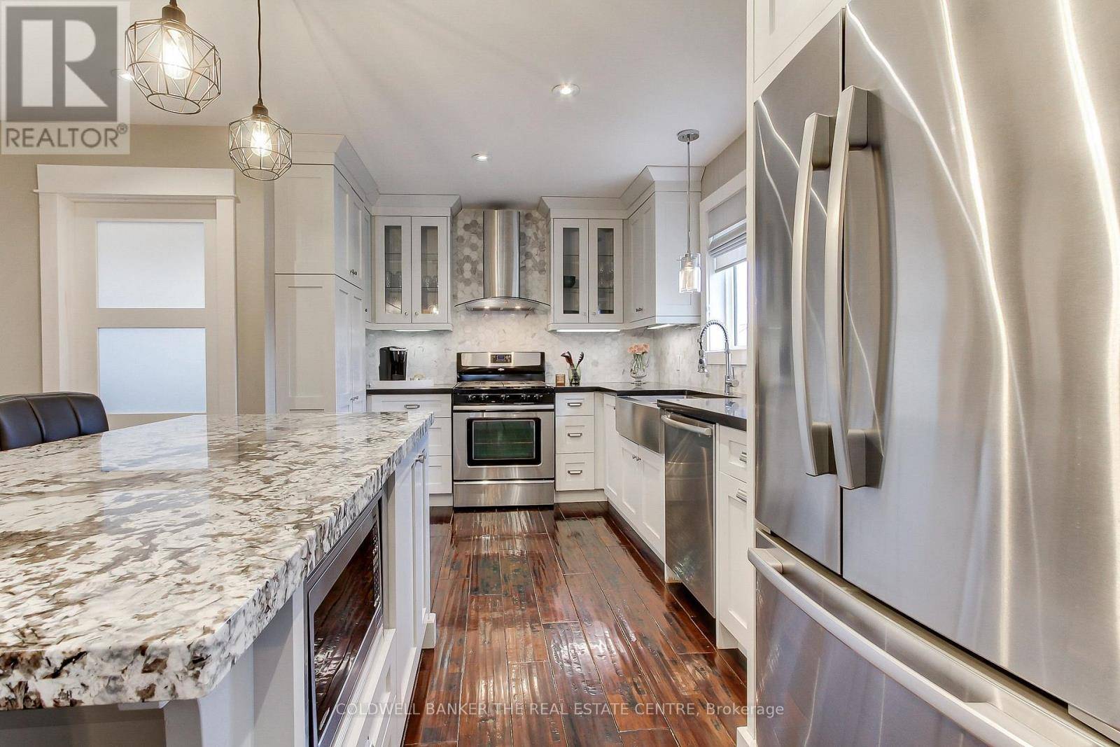 Innisfil (alcona), ON L9S2E9,696 Reid ST #Upper