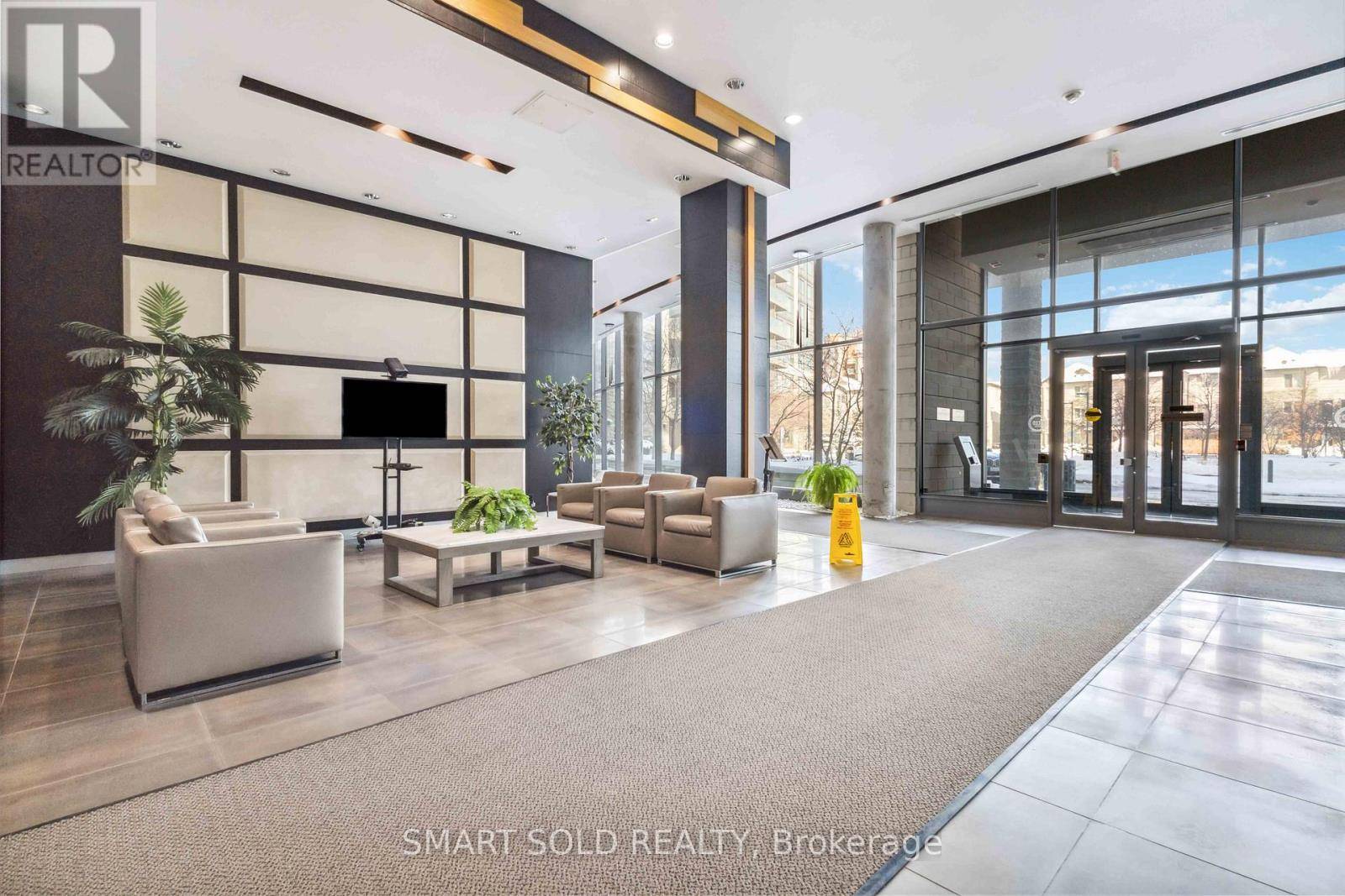 Markham (commerce Valley), ON L3T0B5,273 South Park RD #1211