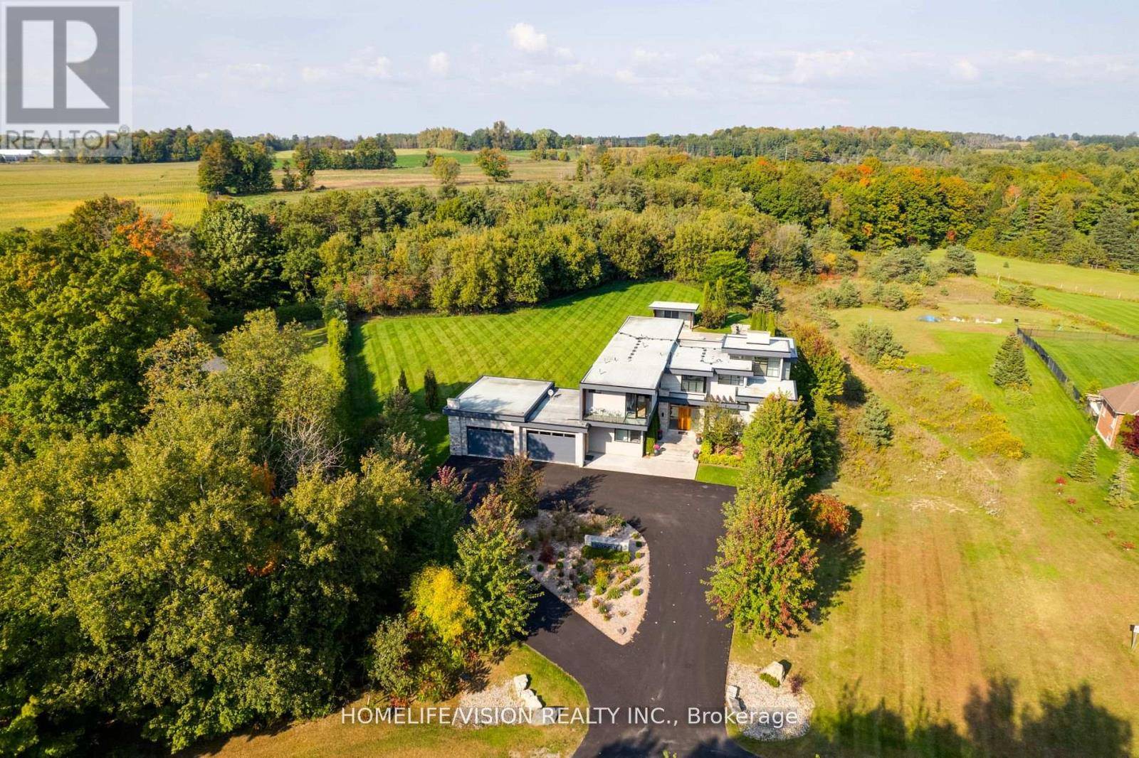 Whitchurch-stouffville, ON L4A1P1,43 OGDEN CRESCENT