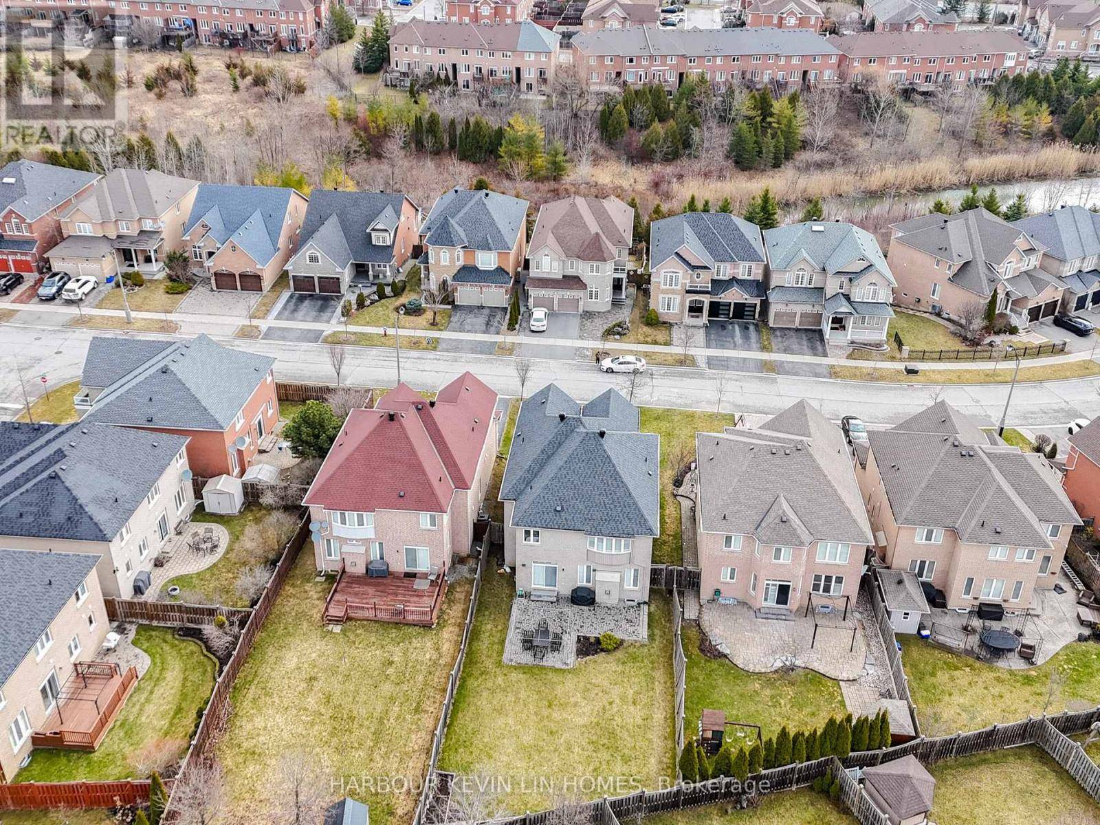 Richmond Hill (jefferson), ON L4E4T1,28 GRANGE DRIVE