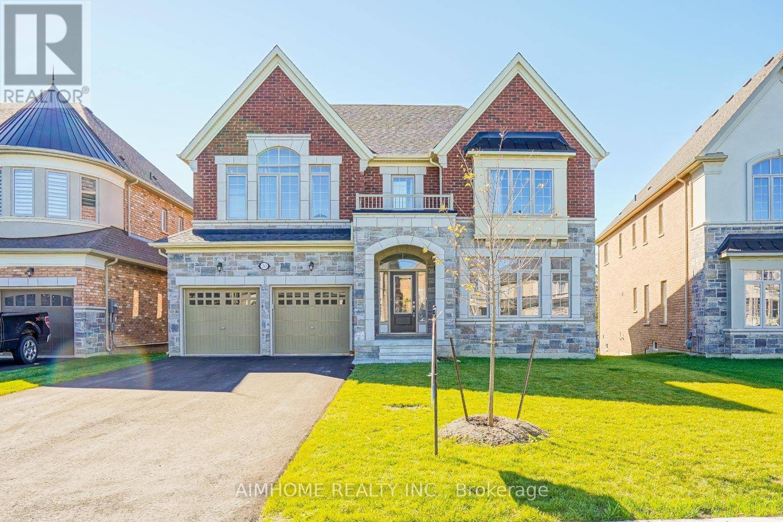 Newmarket (glenway Estates), ON L3Y0C7,30 BROWN COURT