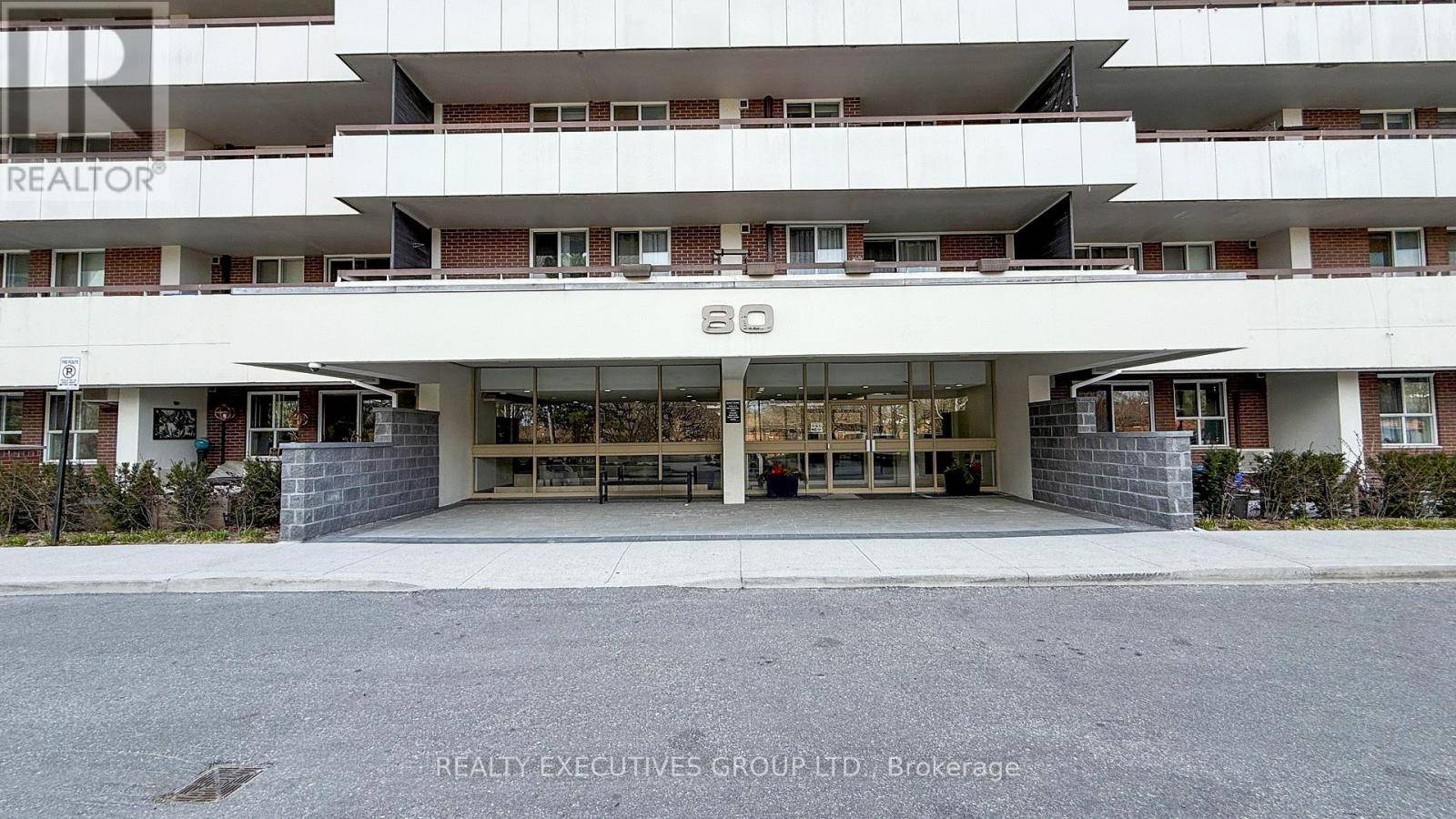 Markham (royal Orchard), ON L3T4P3,80 Inverlochy BLVD #701