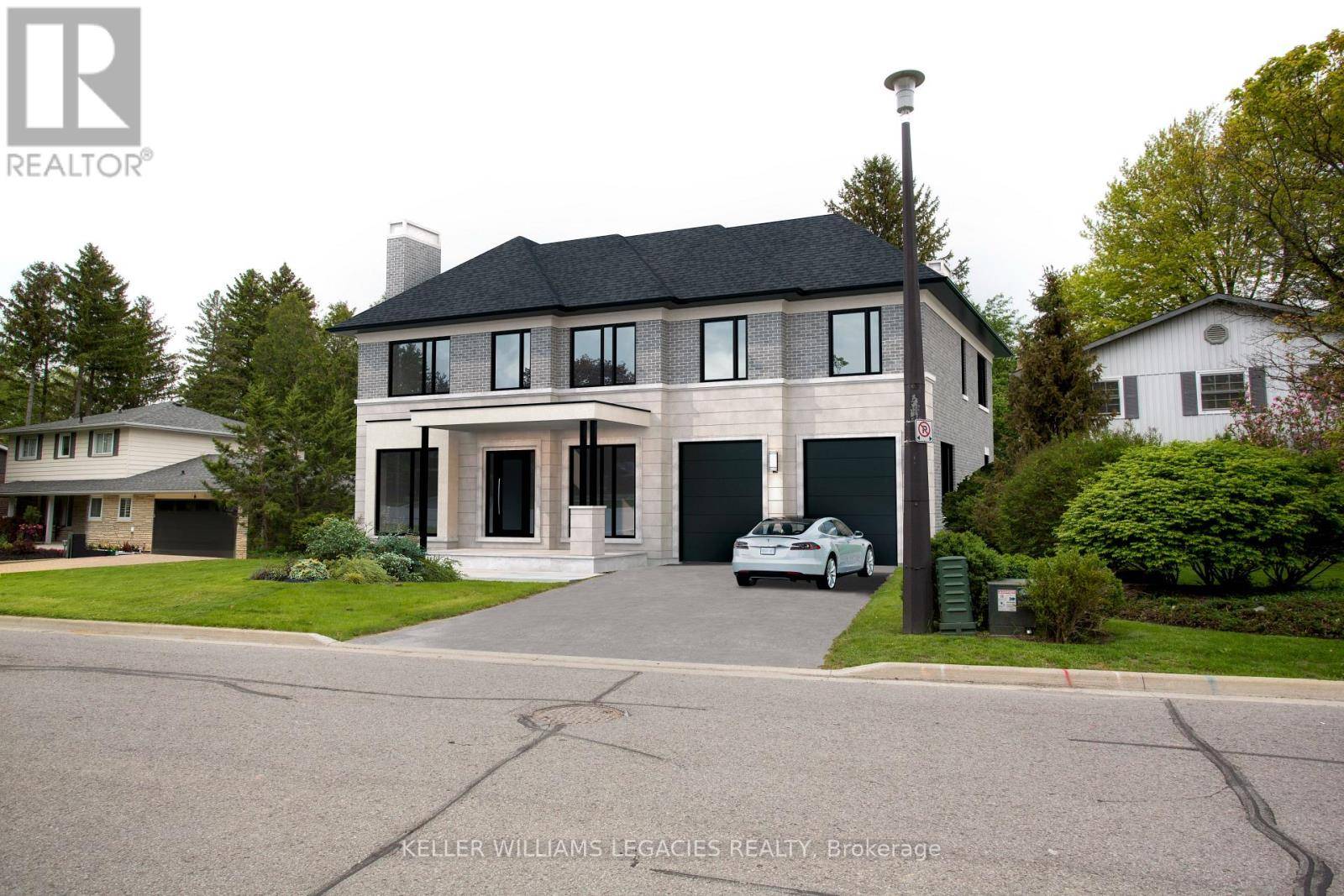 Aurora (aurora Village), ON L4G3K7,10 HAWTHORNE LANE