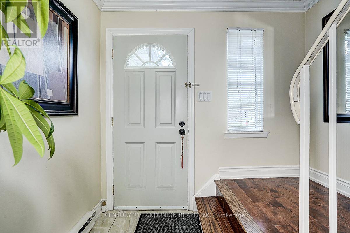 Markham (aileen-willowbrook), ON L3T5B8,20 NILES WAY S