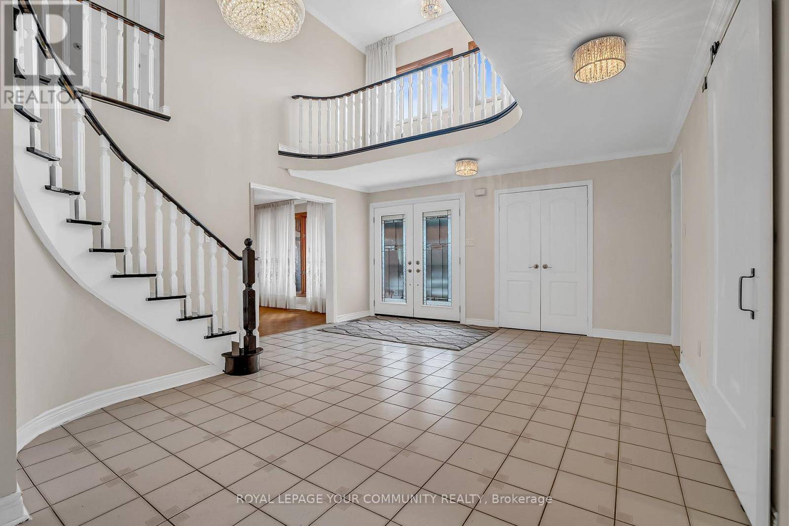 Vaughan (west Woodbridge), ON L4L6R9,34 CLAUDIA AVENUE N