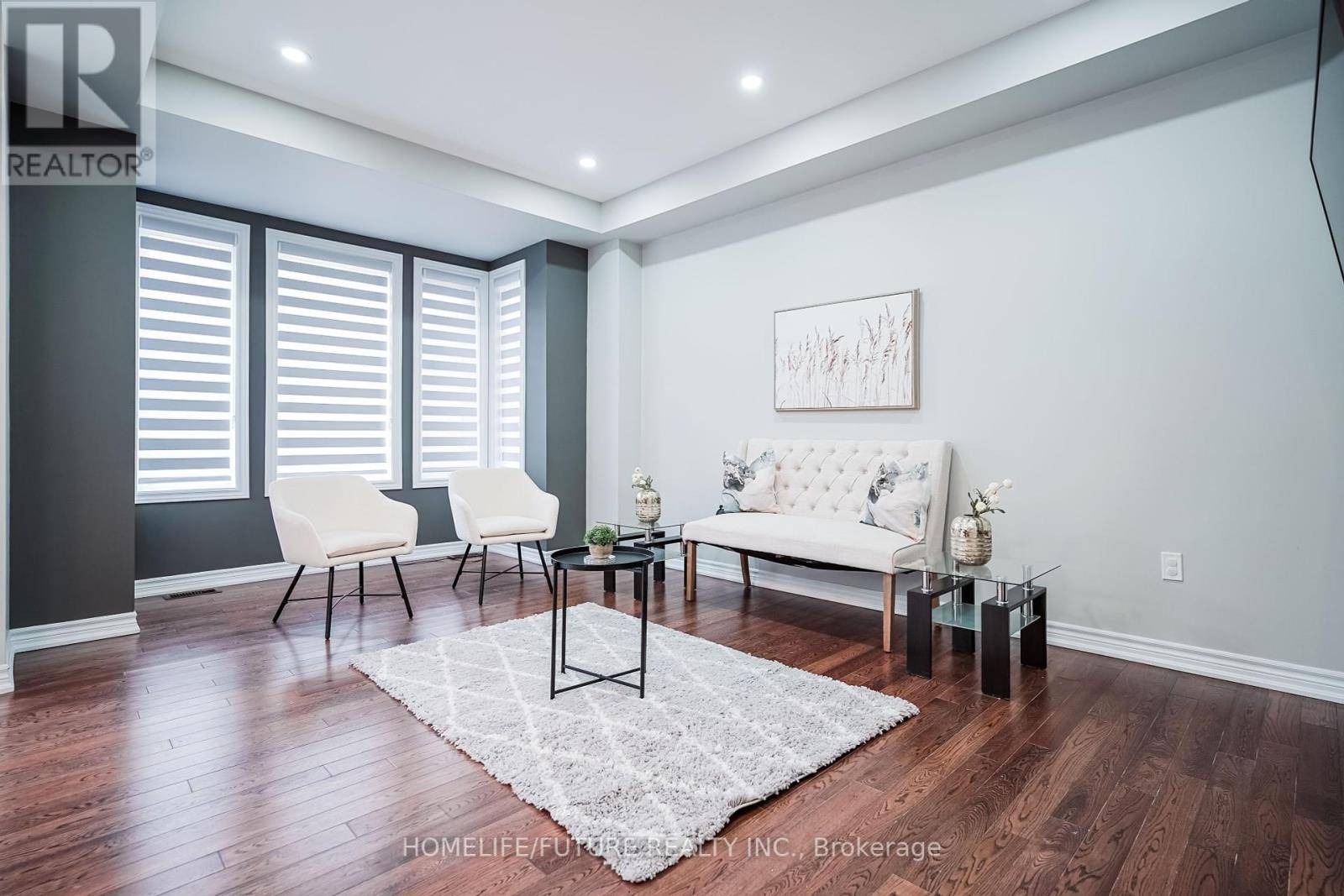 East Gwillimbury, ON L9N0S2,53 MONDIAL CRESCENT