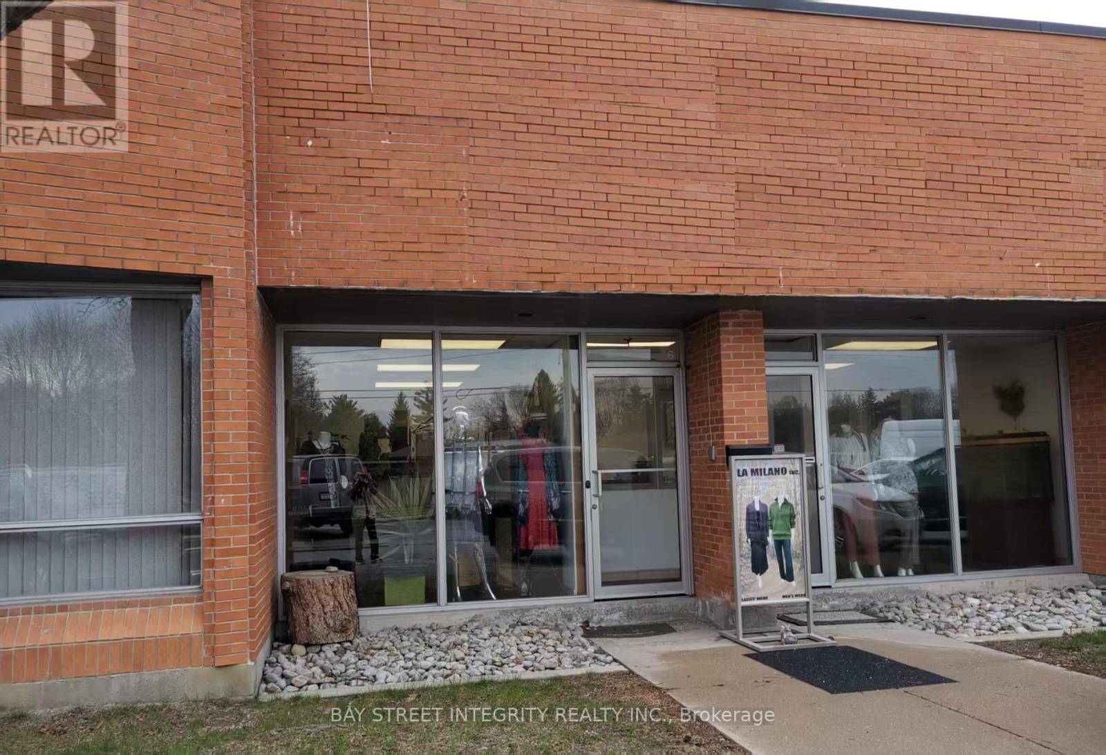 Markham (bullock), ON L3P3P7,80 Bullock DR #6 & 7