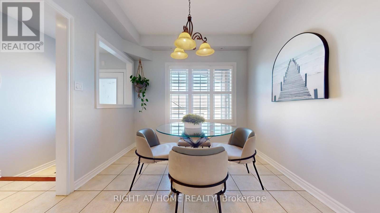 Newmarket (stonehaven-wyndham), ON L3X2S7,520 Silken Laumann DR #32