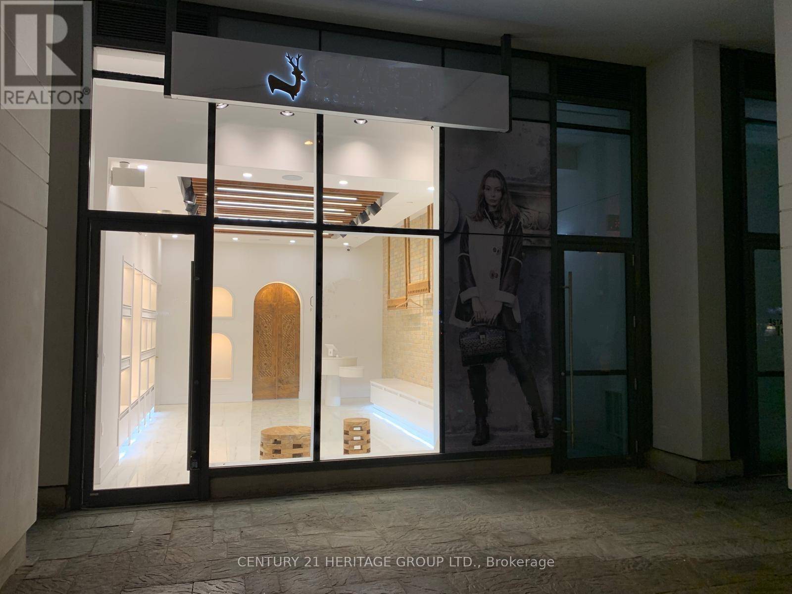 Richmond Hill (north Richvale), ON L4C1V6,9610 Yonge ST #B3