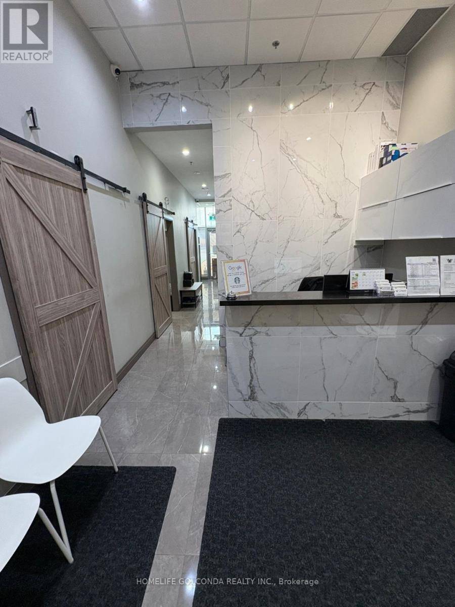 Markham (grandview), ON L3T0C6,7163 Yonge ST #116