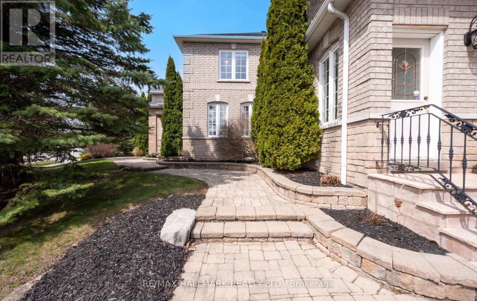 King (nobleton), ON L0G1N0,37 WITHERSPOON WAY